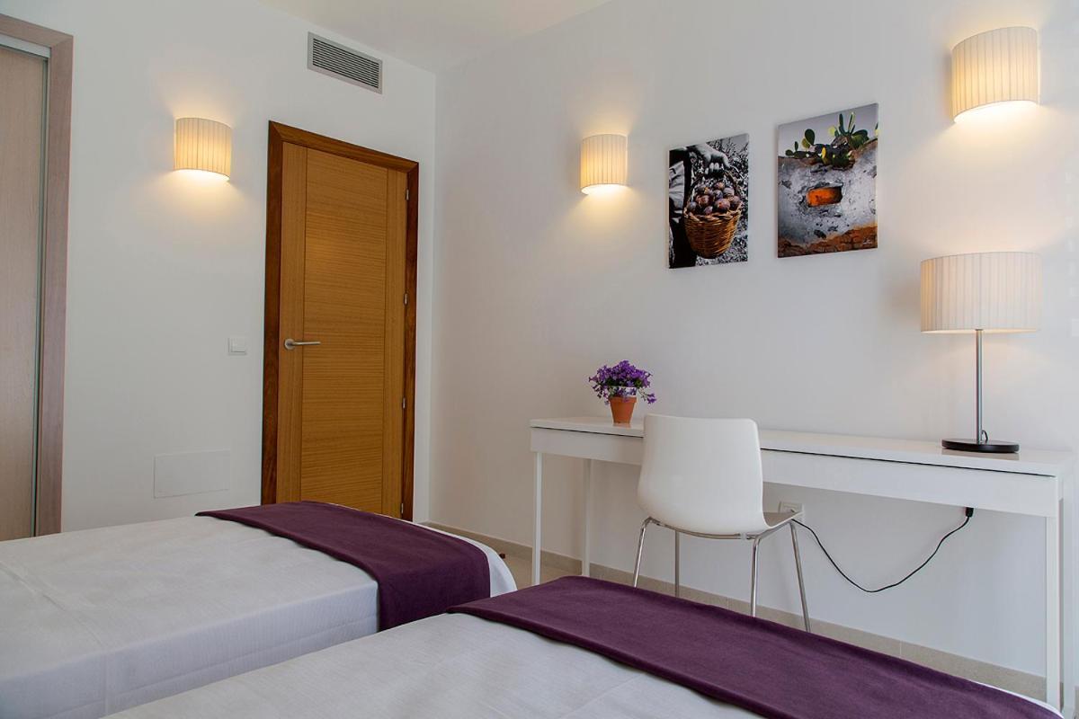 Apartamentos Proa - Emar Hotels Only Adults Es Pujols Extérieur photo