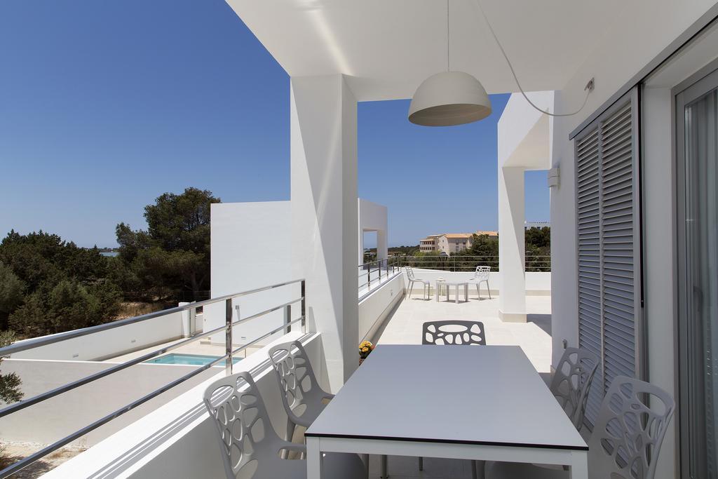 Apartamentos Proa - Emar Hotels Only Adults Es Pujols Chambre photo